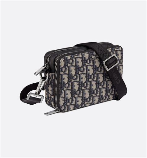 dior pouch bag mens|dior pouch women.